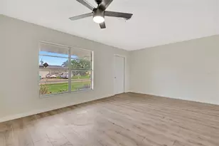 2420 16th St W, Palmetto, FL 34221 - Photo 6