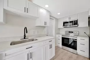 2420 16th St W, Palmetto, FL 34221 - Photo 14