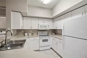 4106 Central Sarasota Pkwy, Sarasota, FL 34238 - Photo 10