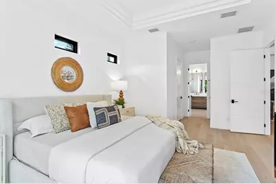 276 Island Circle, Sarasota, FL 34242 - Photo 20