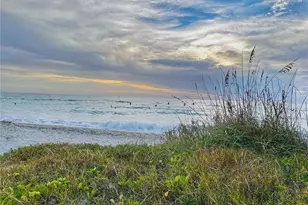 276 Island Cir, Sarasota, FL 34242 - Photo 44