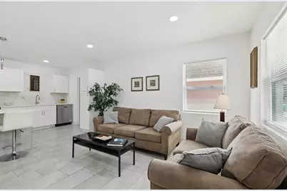 3530 Goodrich Avenue, Sarasota, FL 34234 - Photo 4