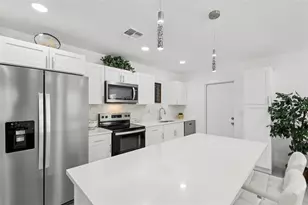 3530 Goodrich Ave, Sarasota, FL 34234 - Photo 12