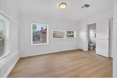 4811 Fairfield Avenue S, Saint Petersburg, FL 33711 - Photo 12