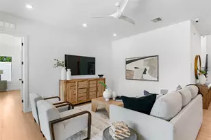 2226 Grove St, Sarasota, FL 34239 - Photo 14