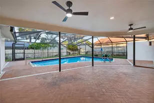 2704 Montague Ct E, Clearwater, FL 33761 - Photo 44