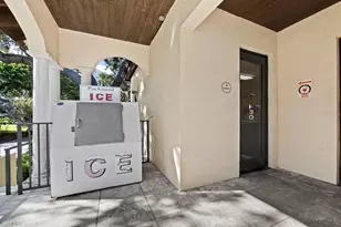 2800 Harbourside Dr, Longboat Key, FL 34228 - Photo 32