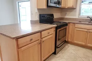 112 61st St NW, Bradenton, FL 34209 - Photo 4