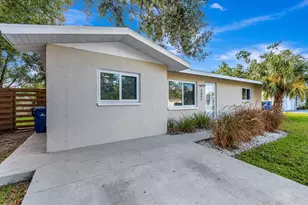 4097 Malden Dr, Sarasota, FL 34241 - Photo 2