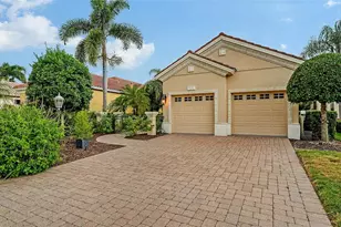 7232 Presidio Glen, Lakewood Ranch, FL 34202 - Photo 6