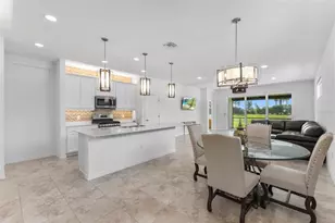 8121 Sternway Rd, Sarasota, FL 34240 - Photo 18