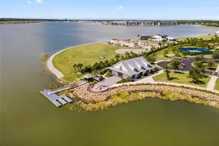 8121 Sternway Rd, Sarasota, FL 34240 - Photo 32