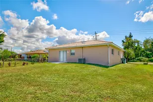 1112 21st St E, Palmetto, FL 34221 - Photo 16