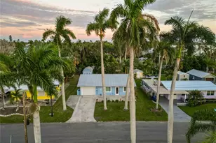 4603 103rd St W, Bradenton, FL 34210 - Photo 2