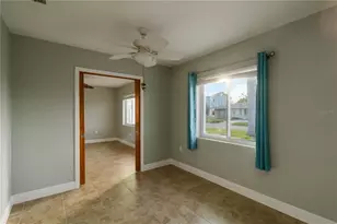 4603 103rd St W, Bradenton, FL 34210 - Photo 10