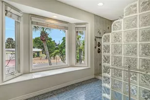 521 Cummings St, Sarasota, FL 34242 - Photo 10