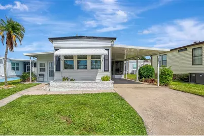 259 Inner Drive E, Venice, FL 34285 - Photo 1