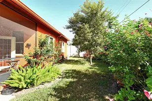 919 65th St NW, Bradenton, FL 34209 - Photo 40