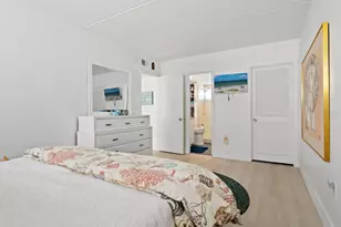 3802 Gulf of Mexico Dr, Longboat Key, FL 34228 - Photo 22