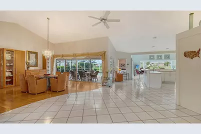 6803 Drewrys Bluff, Bradenton, FL 34203 - Photo 10