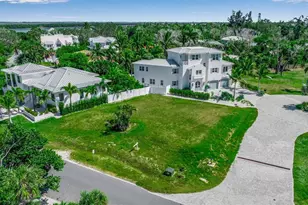 610 Hibiscus Way, Longboat Key, FL 34228 - Photo 4