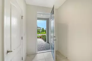 2357 WASHINGTON PALM CT, Bradenton, FL 34212 - Photo 4