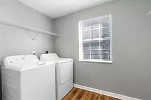 3763 St Charles Cir, Sarasota, FL 34233 - Photo 40