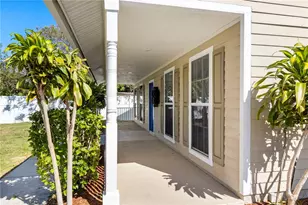 3763 St Charles Cir, Sarasota, FL 34233 - Photo 4