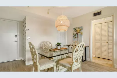 5855 Midnight Pass Road #404, Sarasota, FL 34242 - Photo 8