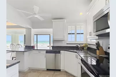 2823 Gulf Of Mexico Drive, Longboat Key, FL 34228 - Photo 14