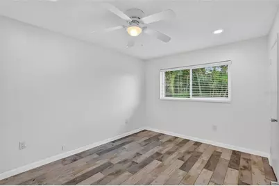 1884 Southpointe Drive, Sarasota, FL 34231 - Photo 70