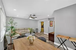 1884 Southpointe Dr, Sarasota, FL 34231 - Photo 14