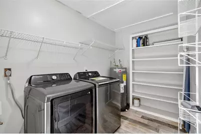 1884 Southpointe Drive, Sarasota, FL 34231 - Photo 30