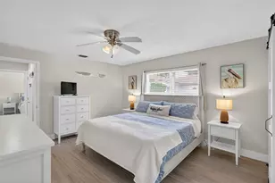 161 Vista Hermosa Cir, Sarasota, FL 34242 - Photo 20