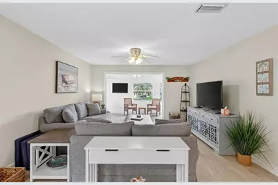 161 Vista Hermosa Circle #26-A, Sarasota, FL 34242 - Photo 12