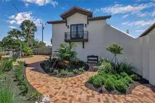 121 N Casey Key Rd, Osprey, FL 34229 - Photo 48