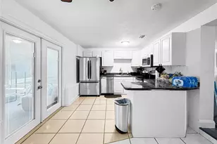 8432 Lantana Dr, Seminole, FL 33777 - Photo 2