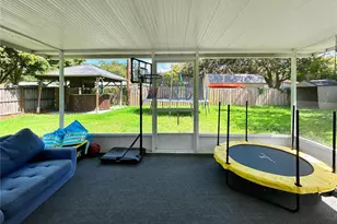 8432 Lantana Dr, Seminole, FL 33777 - Photo 14