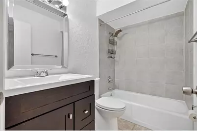 1884 Southpointe Drive, Sarasota, FL 34231 - Photo 68