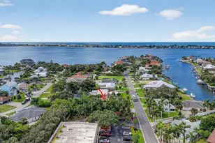 1884 Southpointe Dr, Sarasota, FL 34231 - Photo 82