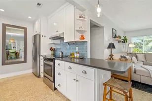 2609 Hibiscus St, Sarasota, FL 34239 - Photo 18