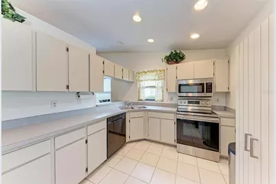 1705 Curry Avenue #85, Nokomis, FL 34275 - Photo 2