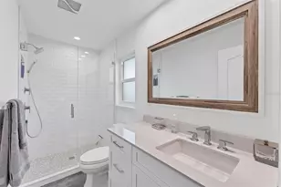 312 Yacht Harbor Dr, Osprey, FL 34229 - Photo 22
