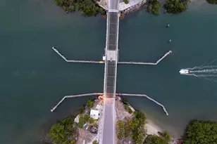 312 Yacht Harbor Dr, Osprey, FL 34229 - Photo 64