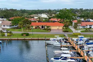 312 Yacht Harbor Dr, Osprey, FL 34229 - Photo 1