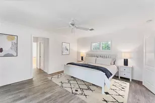 312 Yacht Harbor Dr, Osprey, FL 34229 - Photo 14