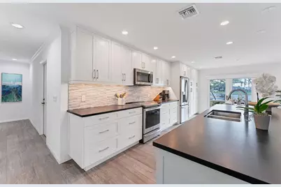 312 Yacht Harbor Drive, Osprey, FL 34229 - Photo 10