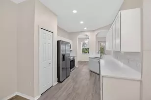 6418 Rosefinch Ct, Lakewood Ranch, FL 34202 - Photo 6