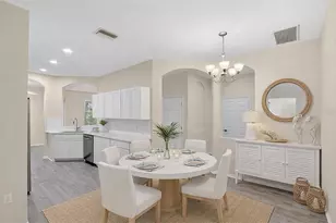 6418 Rosefinch Ct, Lakewood Ranch, FL 34202 - Photo 2