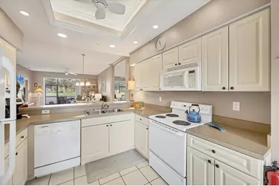 9590 High Gate Drive #1912, Sarasota, FL 34238 - Photo 14